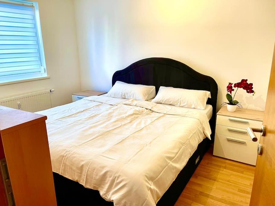 Schoene Wohnung Mit Eigenen Eingang Und Terrasse Gosseling Bagian luar foto